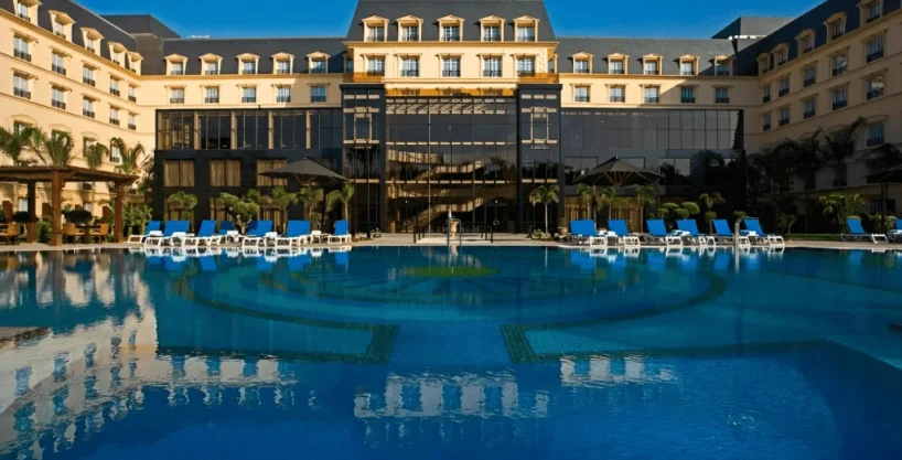 فندق رنيسانس كايرو ميراج سيتي