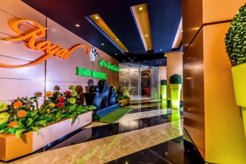 Royal Day October Hotel