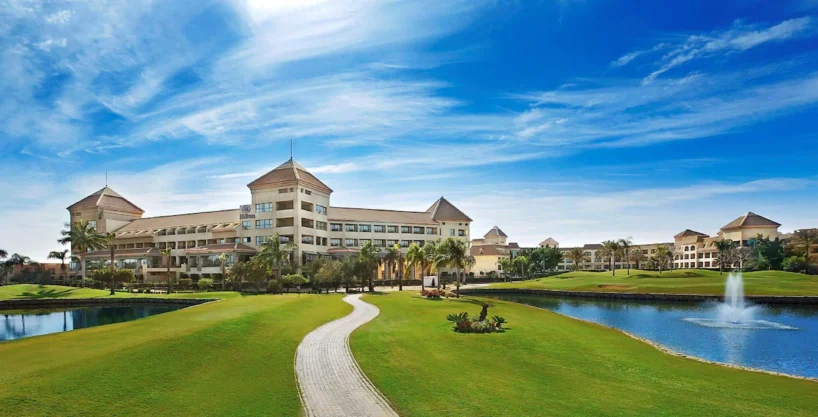 فندق هيلتون بيراميدز جولف