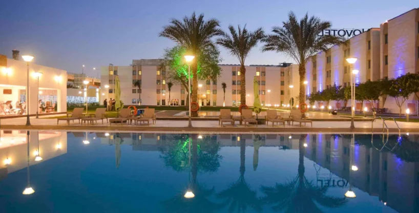 فندق نوفوتيل المطار