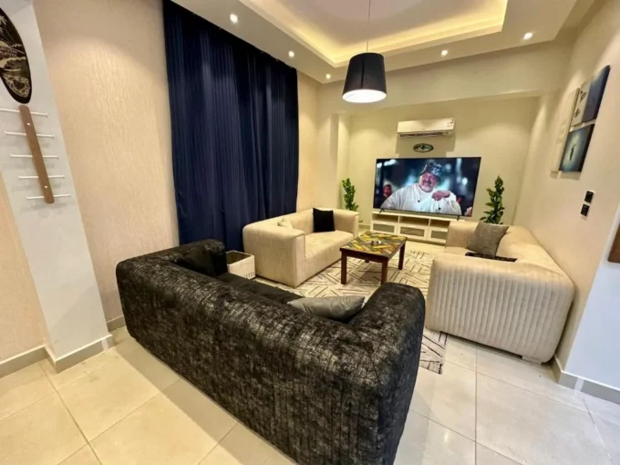 Super Lux furnished apartment in Sheikh Zayed