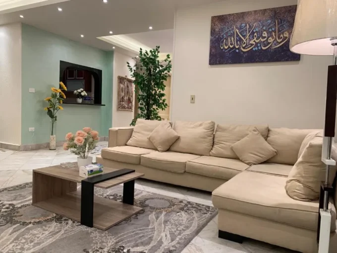 شقة مفروشة فاخرة في ارض الجولف